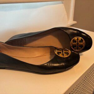 Tory Burch Chelsea Ballet Flat - Gold Medallion Cap Toe